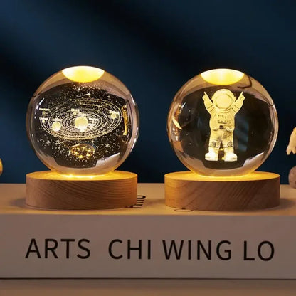 CosmosOrb™ — Bola de Cristal 3D con Universo en Miniatura