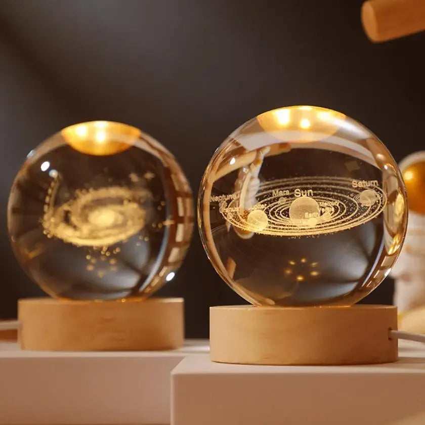 CosmosOrb™ — Bola de Cristal 3D con Universo en Miniatura