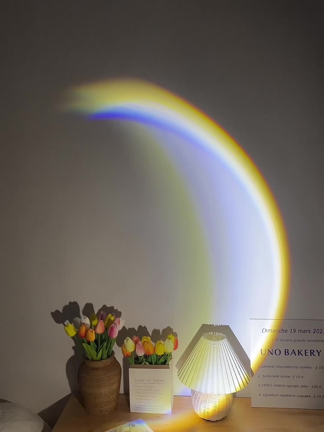 LunaGlow™ — Lámpara Luna LED con Proyección Arcoíris